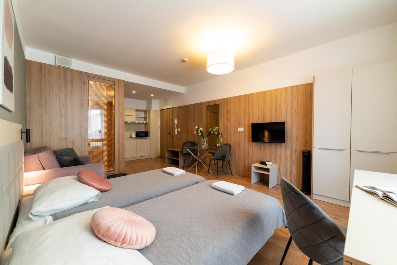 Wolska Suits Apartament *